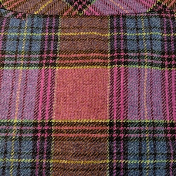 L.L. Bean Pink Plaid Wool Skirt Women's 8 Short Knee Length Slit Tartan Pencil - Picture 4 of 15